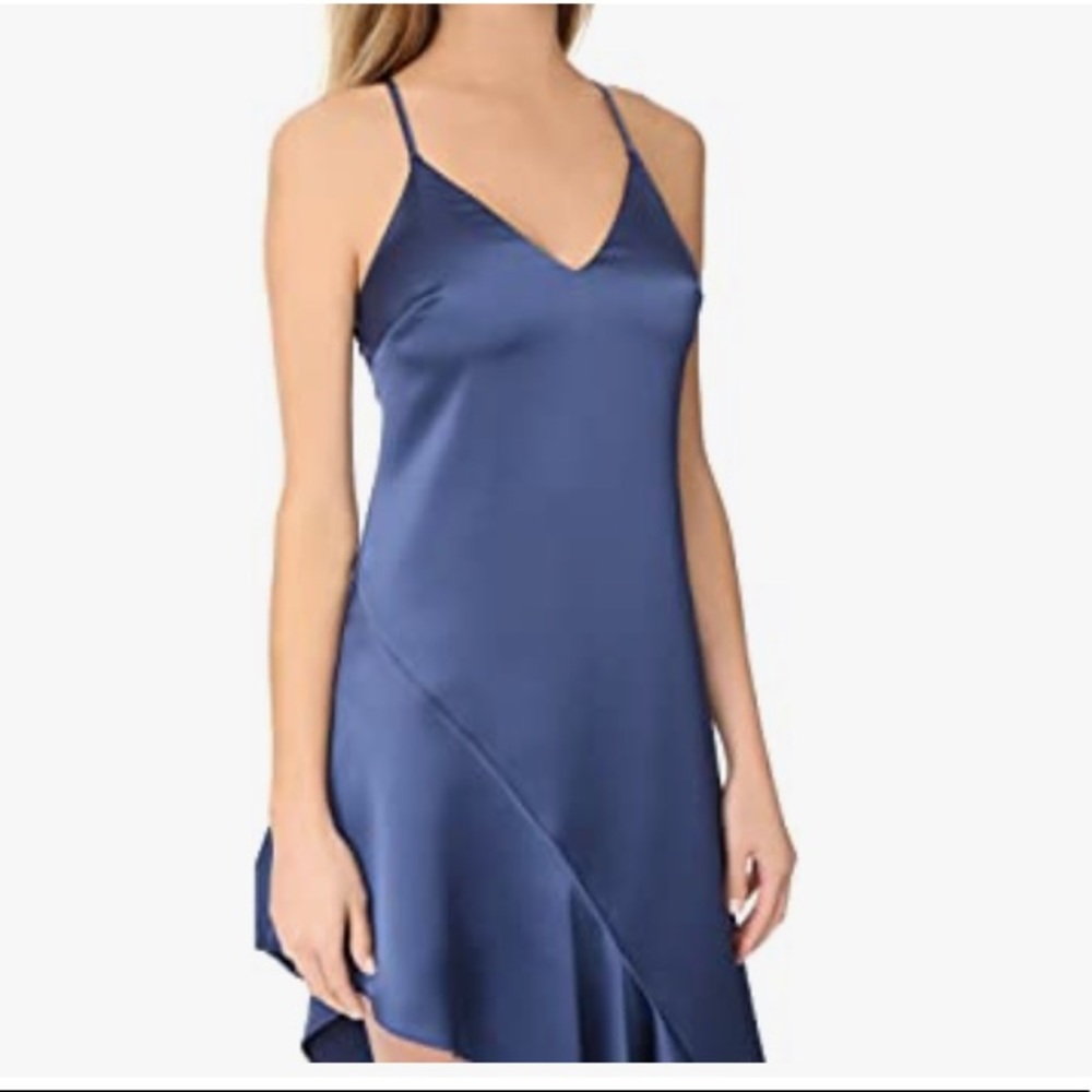 Women’s sleeveless v neck asymmetrical navy dress